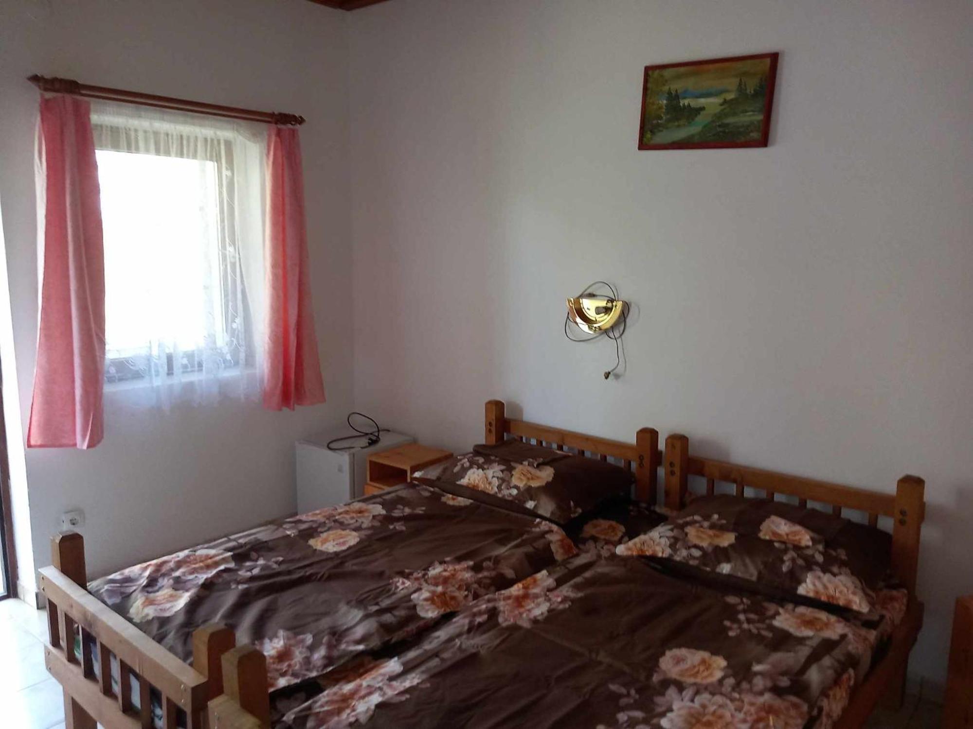 Apartamento Zsuzsa Apartman Poroszló Exterior foto